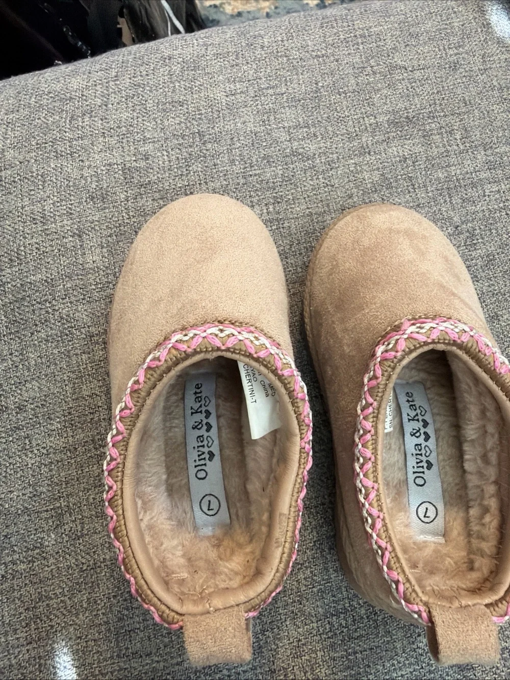 Olivia & Kate Tan Mule platform Slip-On fur lined with Pink Braided Trim size 7
